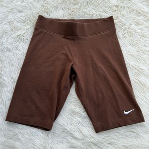 NIKE BIKER SHORTS